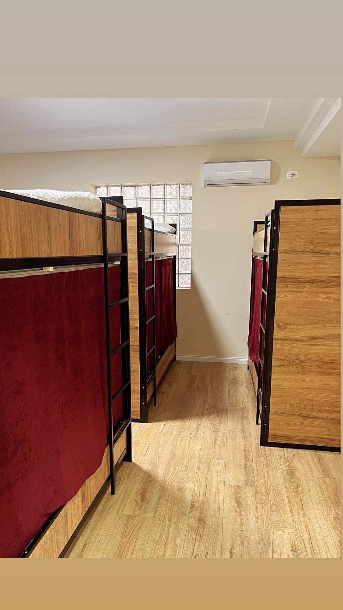 Hostel Chilli Tiranë Eksteriør bilde
