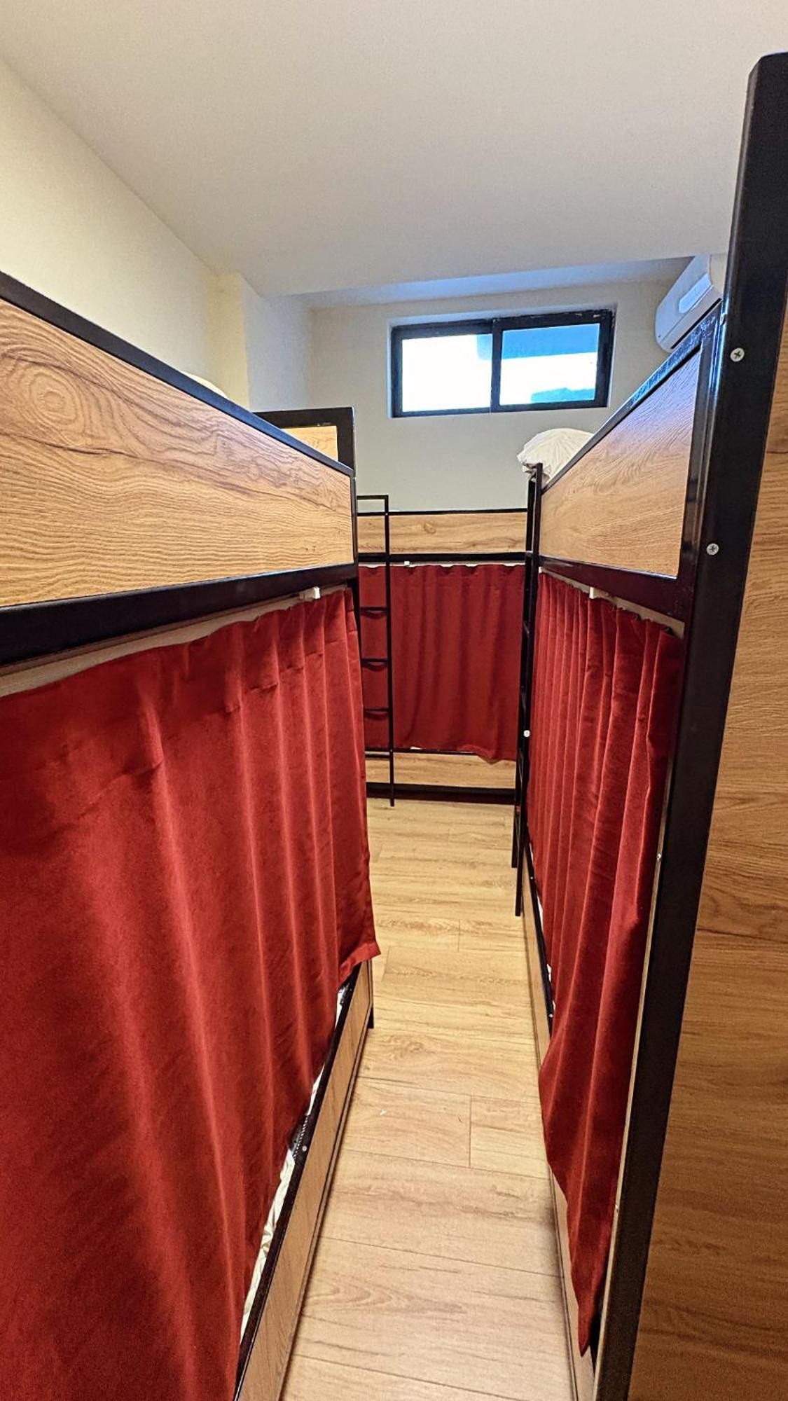Hostel Chilli Tiranë Eksteriør bilde