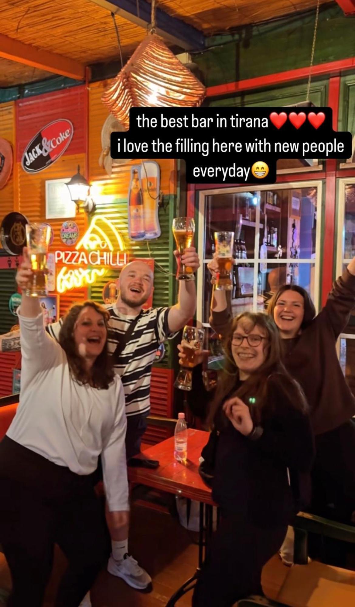 Hostel Chilli Tiranë Eksteriør bilde